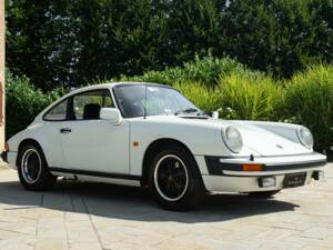 Image 2/50 de Porsche 911 SC 3.0 (1979)