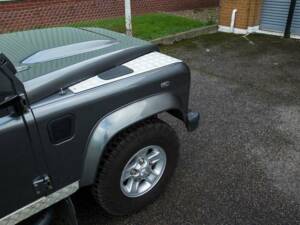 Bild 33/50 von Land Rover Defender 90 (2013)