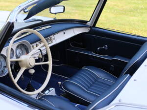 Image 35/51 of BMW 507 (1957)