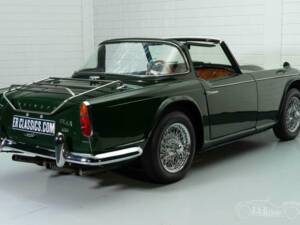 Image 11/17 of Triumph TR 4A IRS (1966)