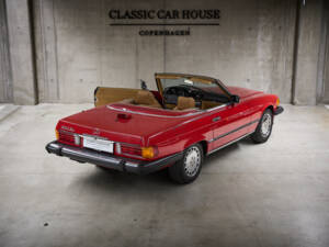 Image 86/89 of Mercedes-Benz 560 SL (1986)