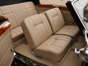 Image 14/50 of Mercedes-Benz 320 Cabriolet B (1939)