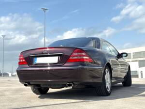 Immagine 6/28 di Mercedes-Benz CL 600 (2001)