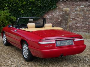 Bild 18/50 von Alfa Romeo 2.0 Spider (1991)