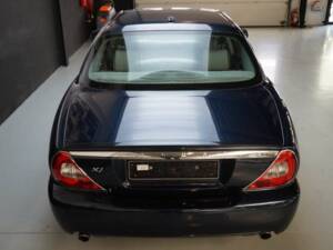 Imagen 5/50 de Jaguar XJ 8 4.2 (2008)