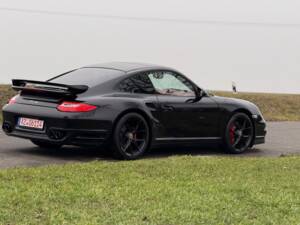 Image 41/44 of Porsche 911 Turbo (2010)