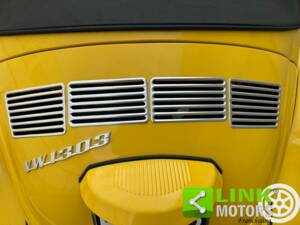 Image 6/10 of Volkswagen Maggiolone 1303 (1975)