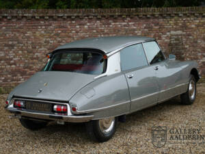 Image 2/50 of Citroën DS 20 Pallas (1972)