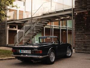 Image 10/15 de Triumph TR 6 (1969)