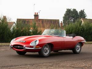 Image 28/50 of Jaguar E-Type 3.8 Flat Floor (1961)