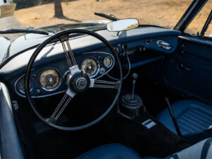 Image 5/17 of Austin-Healey 3000 Mk II (BJ7) (1963)