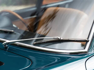 Image 39/50 of Ferrari 365 GTC (1969)