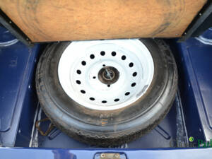 Image 40/50 of Triumph TR 6 (1975)