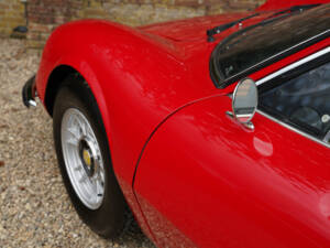 Immagine 17/50 di Ferrari Dino 246 GTS (1973)