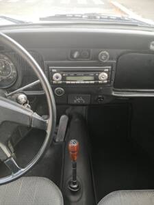 Bild 32/160 von Volkswagen Käfer 1300 (1971)