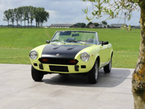Immagine 33/50 di FIAT 124 Spider CS1 (1975)
