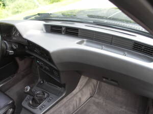 Image 11/39 of BMW M 635 CSi (1988)