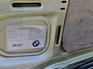 Bild 48/50 von BMW 745i (1982)