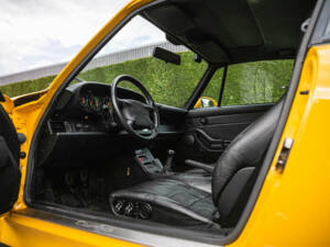 Image 28/44 de Porsche 911 Turbo (1997)