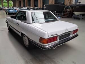 Bild 9/24 von Mercedes-Benz 420 SL (1986)