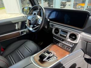 Image 20/30 of Mercedes-Benz G 500 (kurz) (2018)