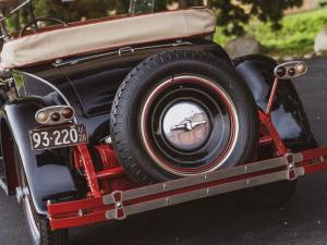 Image 26/50 of Packard Six Model 526 (1928)