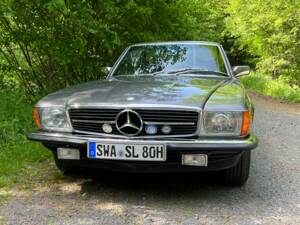 Immagine 3/21 di Mercedes-Benz 500 SLC (1980)