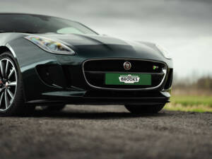 Bild 19/32 von Jaguar F-Type R (2016)