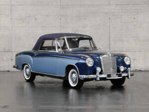 Immagine 4/5 di Mercedes-Benz 220 S Cabriolet (1959)