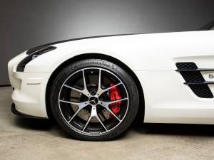 Afbeelding 27/50 van Mercedes-Benz SLS AMG GT Roadster (2014)