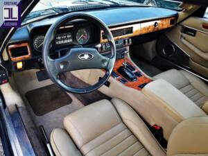 Image 19/70 of Jaguar XJ-S Convertible (1988)