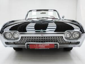 Afbeelding 10/15 van Ford Thunderbird (1962)