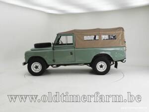 Image 13/15 of Land Rover 88 (1978)