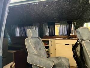 Image 14/20 of Chevrolet Van (1988)