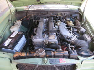 Image 14/19 of Mercedes-Benz 280 CE (1973)