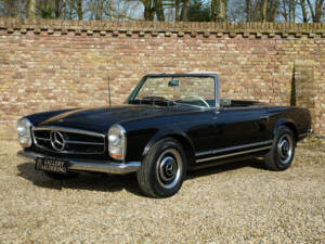 Imagen 1/50 de Mercedes-Benz 230 SL (1966)