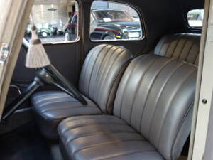 Afbeelding 14/30 van Citroën Traction Avant 7 C (1935)