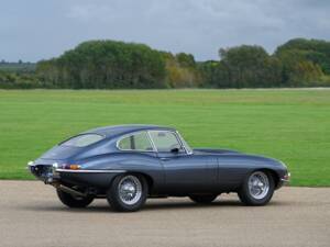 Image 9/30 de Jaguar Type E 3.8 (1963)