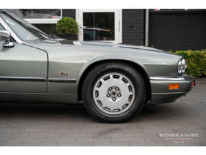 Image 13/35 of Jaguar XJS 4.0 (1995)