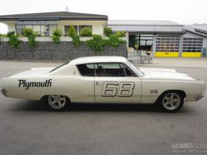 Image 12/65 de Plymouth Sport Fury (1968)