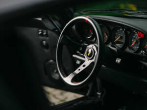 Image 61/95 of Porsche 911 Turbo 3.3 (1991)