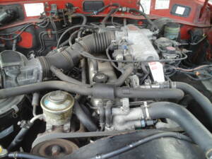 Bild 8/17 von Toyota Land Cruiser FJ 62 (1989)