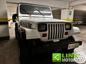 Immagine 2/10 di Jeep Wrangler 2.5L (1992)