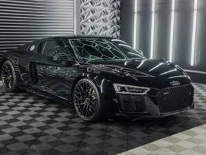 Image 18/50 of Audi R8 V10 Spyder (2018)