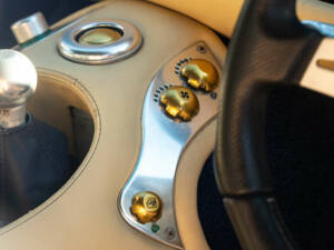 Image 27/35 of TVR Tuscan S (2004)