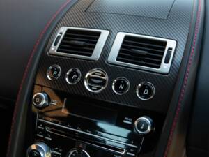 Image 27/50 of Aston Martin DBS (2012)