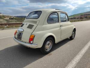 Image 7/21 of FIAT 500 L (1971)