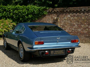 Image 9/50 of Aston Martin DBS V8 (1973)