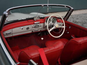 Afbeelding 12/50 van Mercedes-Benz 190 SL (1960)