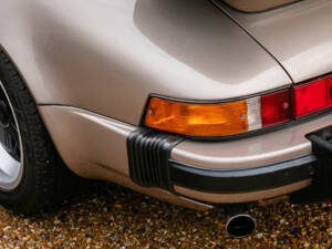 Image 35/50 of Porsche 911 SC 3.0 (1982)